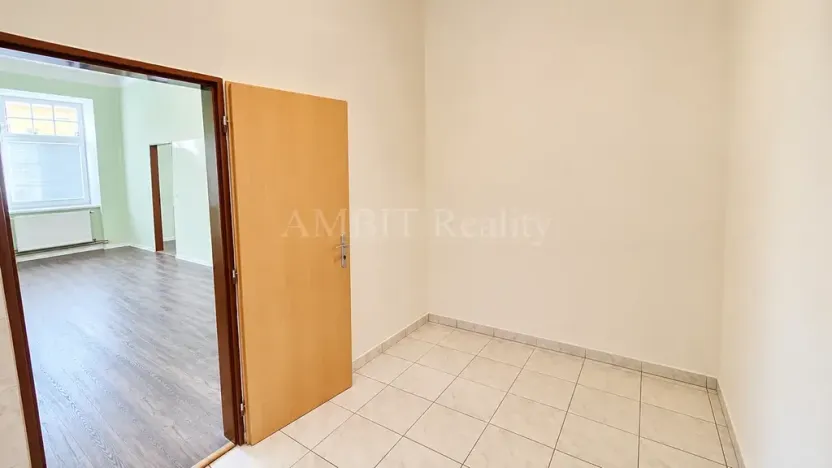 Pronájem kanceláře, Praha - Řepy, Žalanského, 80 m2
