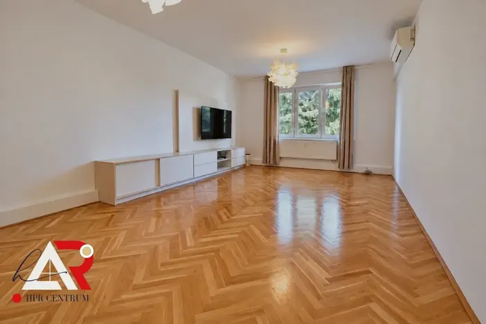 Prodej bytu 3+1, Kuřim, Školní, 102 m2