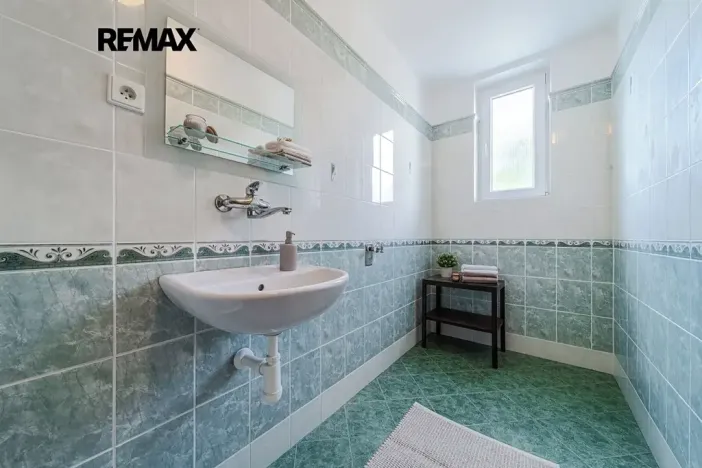 Prodej rodinného domu, Hrušovany u Brna, Vodní, 125 m2