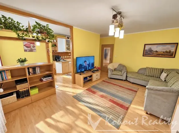 Prodej bytu 3+1, Praha - Horní Měcholupy, Parmská, 78 m2