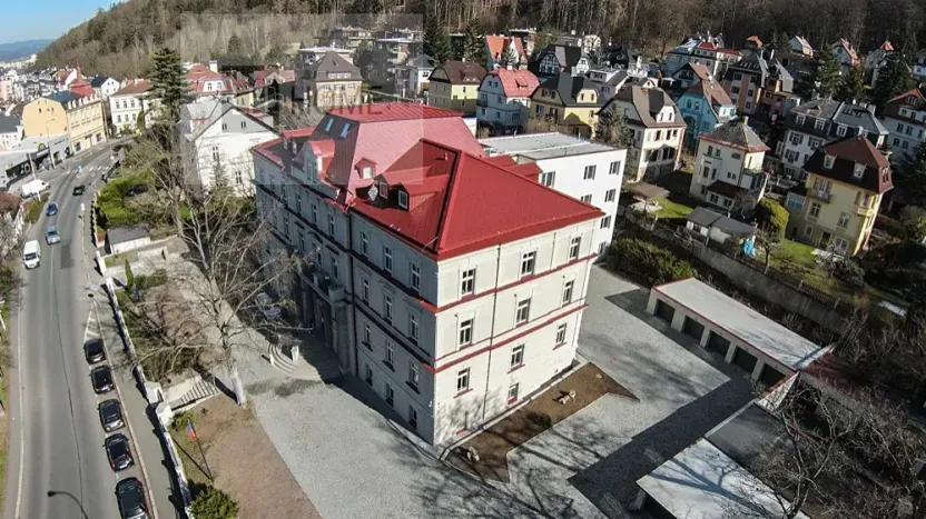 Pronájem bytu 2+kk, Karlovy Vary, 86 m2
