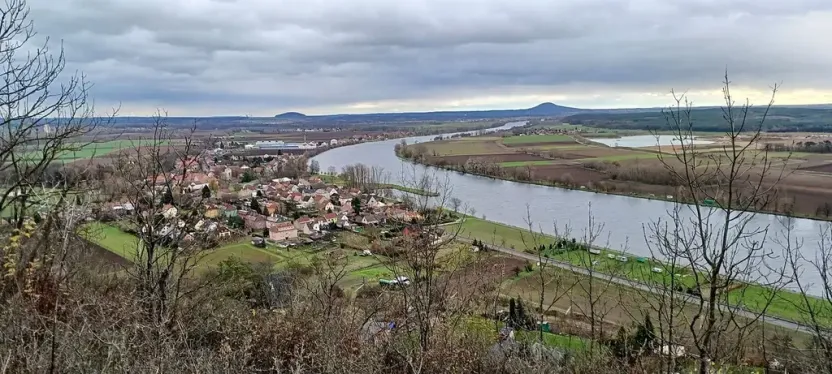 Pronájem zahrady, Křešice, 1500 m2