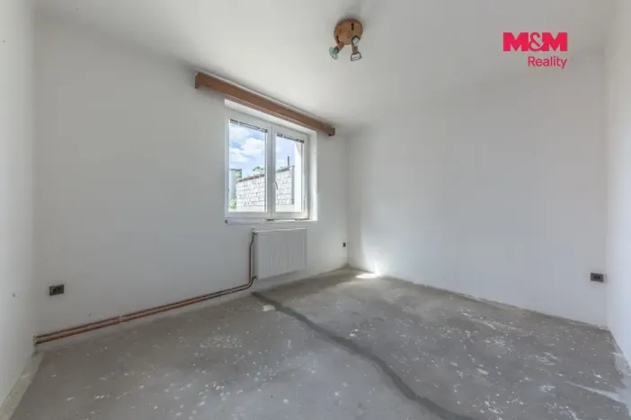 Prodej rodinného domu, Semice, 135 m2