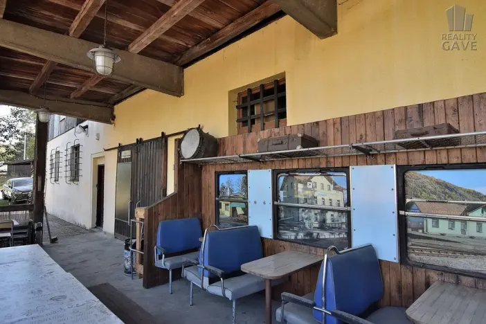 Pronájem restaurace, Čisovice, 181 m2