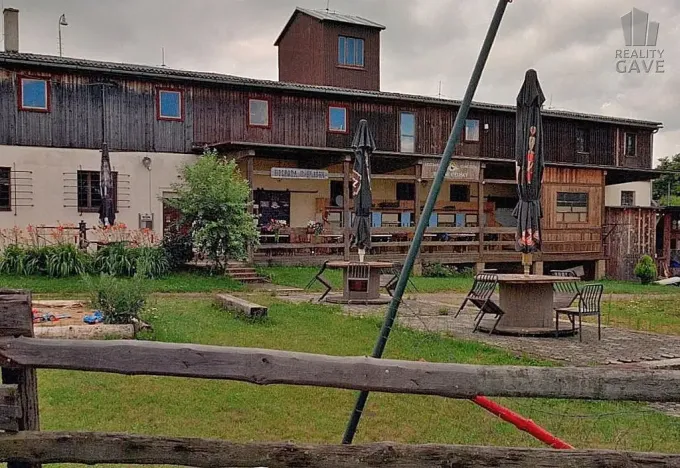 Pronájem restaurace, Čisovice, 181 m2