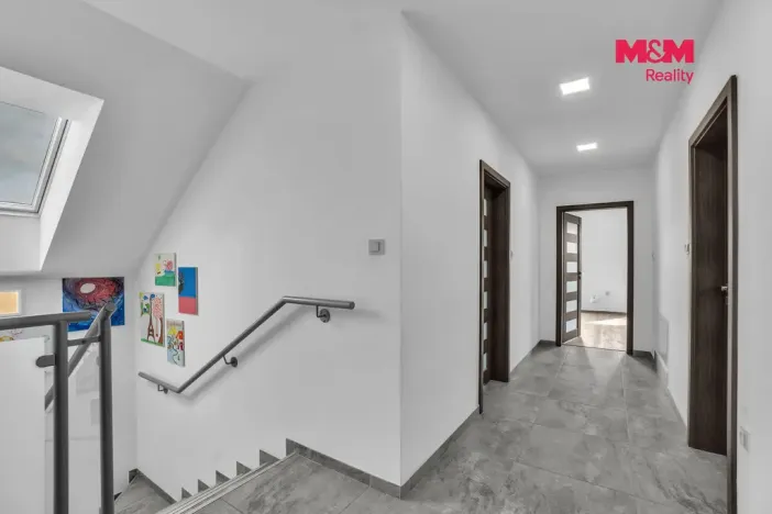 Prodej rodinného domu, Podhradí - Čejkovice, 225 m2