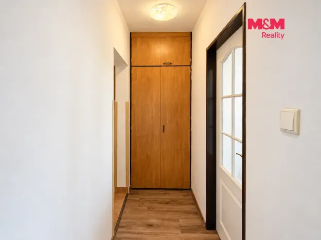 Pronájem bytu 2+1, Praha - Kamýk, Machuldova, 55 m2