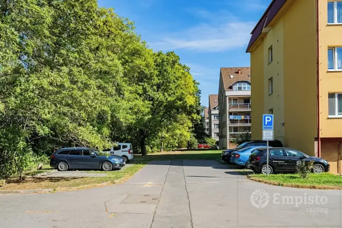 Prodej bytu 4+1, Praha - Újezd nad Lesy, Žherská, 81 m2