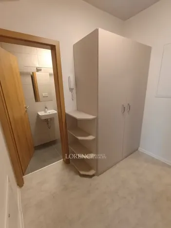 Pronájem bytu 2+kk, Veselí nad Moravou, náměstí Míru, 31 m2