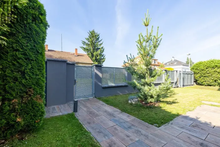 Pronájem rodinného domu, Praha - Lahovice, K novým domkům, 300 m2