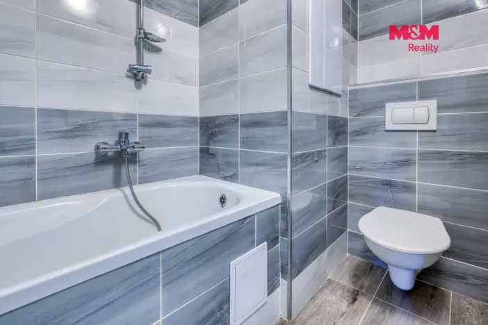 Pronájem bytu 3+1, Rotava, Sídliště, 56 m2