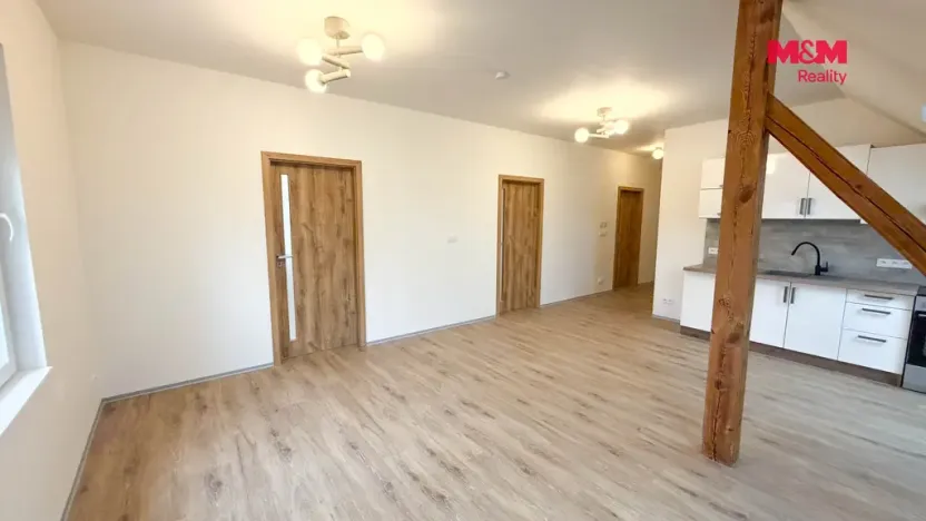 Pronájem bytu 3+kk, Nový Bor, Sklářská, 85 m2