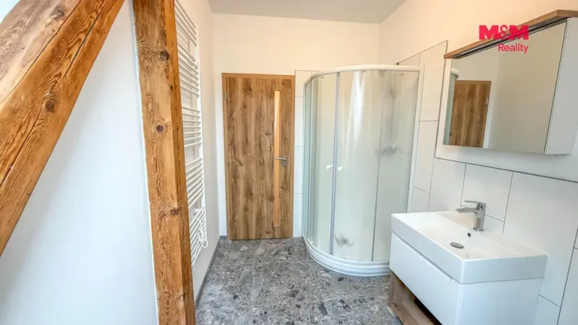 Pronájem bytu 3+kk, Nový Bor, Sklářská, 85 m2