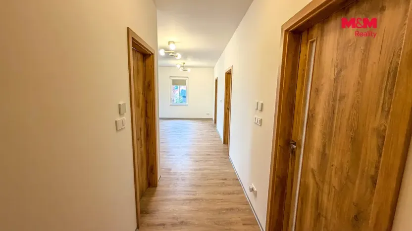 Pronájem bytu 3+kk, Nový Bor, Sklářská, 85 m2