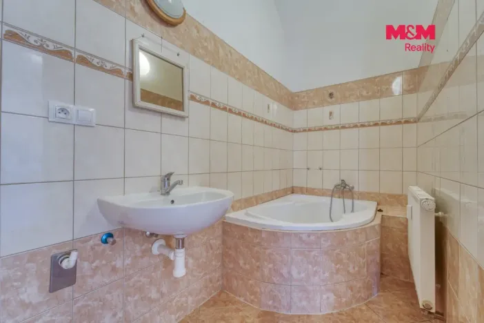 Pronájem bytu 3+1, Chodová Planá, Pohraniční stráže, 109 m2
