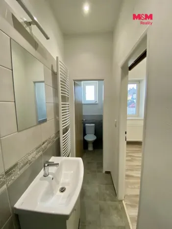 Pronájem bytu 2+1, Krnov - Pod Cvilínem, Zeyerova, 50 m2