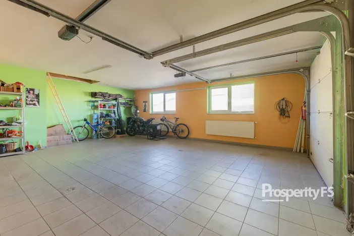 Prodej rodinného domu, Lutopecny, 169 m2