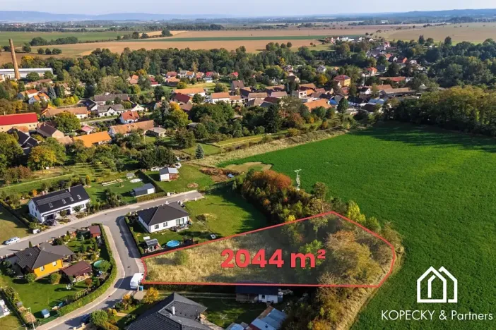Prodej pozemku pro bydlení, Močovice, 2044 m2