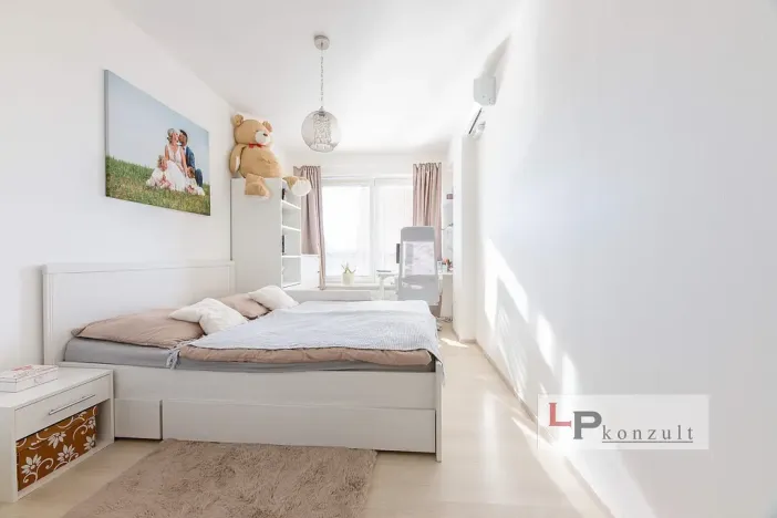 Prodej bytu 3+kk, Pardubice - Zelené Předměstí, Pod Vinicí, 111 m2