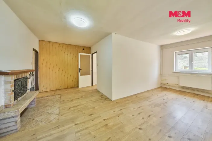 Prodej rodinného domu, Radvanice, 185 m2