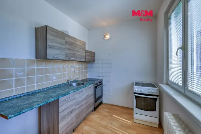 Pronájem bytu 2+1, Rotava, Sídliště, 54 m2