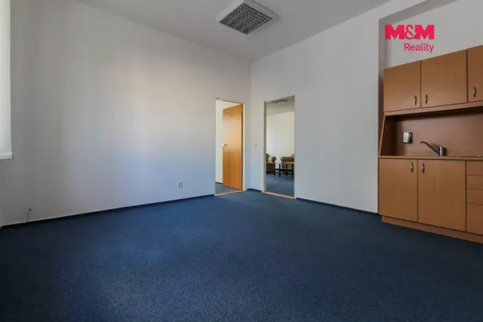 Pronájem kanceláře, Jeseník, nám. Svobody, 66 m2