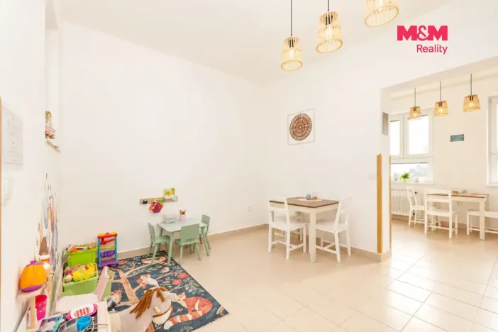 Pronájem obchodního prostoru, Chotěboř, V Drážkách, 80 m2