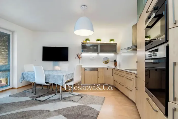 Prodej bytu 3+kk, Praha - Libuš, Libušská, 74 m2