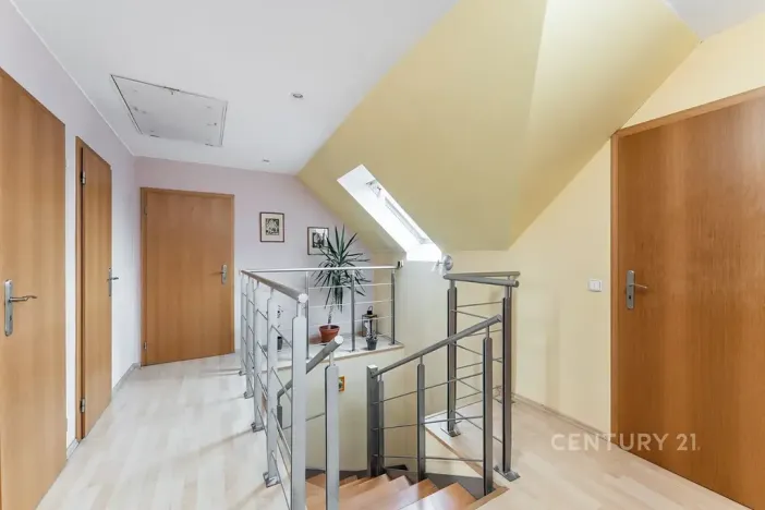 Prodej rodinného domu, Hradištko, V Klících, 240 m2