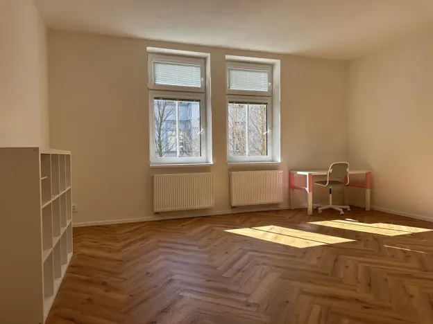 Pronájem bytu 4+1, Děčín, Husovo nám., 156 m2