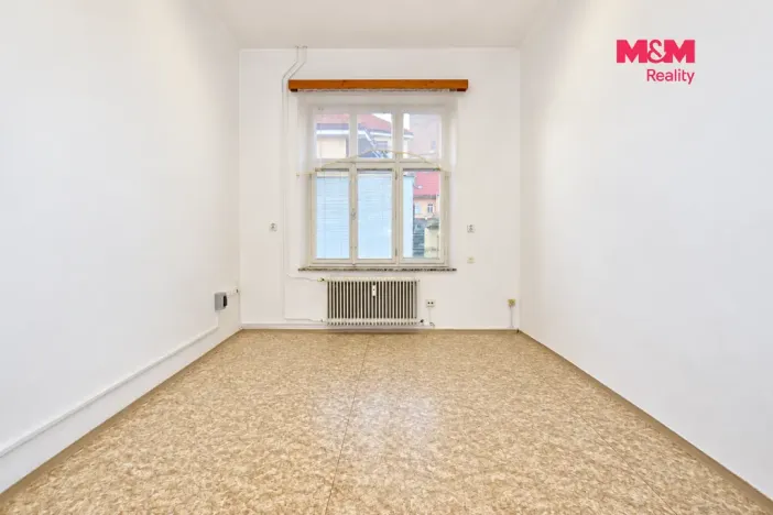 Pronájem obchodního prostoru, Jičín - Valdické Předměstí, Tylova, 18 m2
