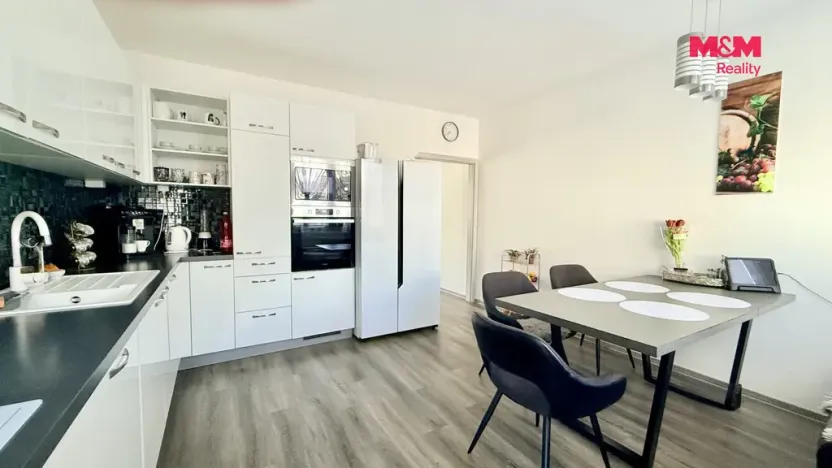 Prodej rodinného domu, Dolní Bojanovice, Zvolence, 380 m2