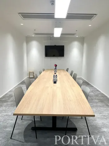 Pronájem kanceláře, Praha - Holešovice, Dělnická, 440 m2