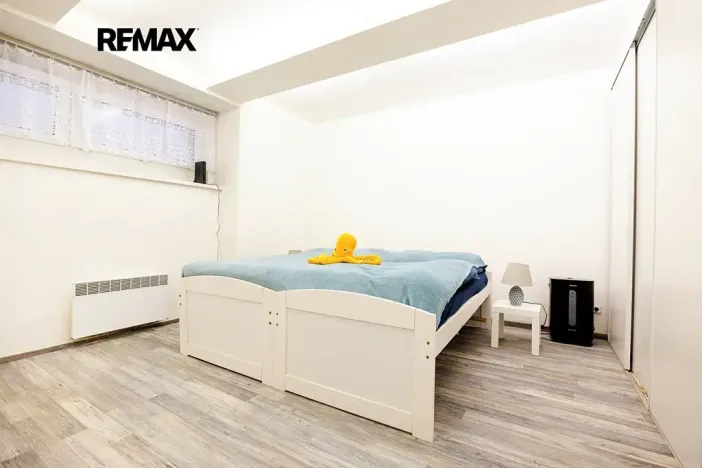 Prodej bytu 2+kk, Praha - Podolí, Doudova, 50 m2