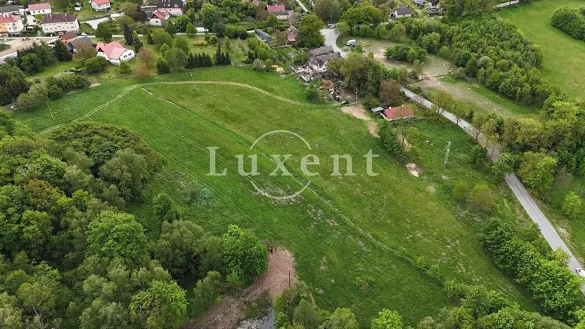 Prodej komerčního pozemku, Lipnice nad Sázavou, 38008 m2