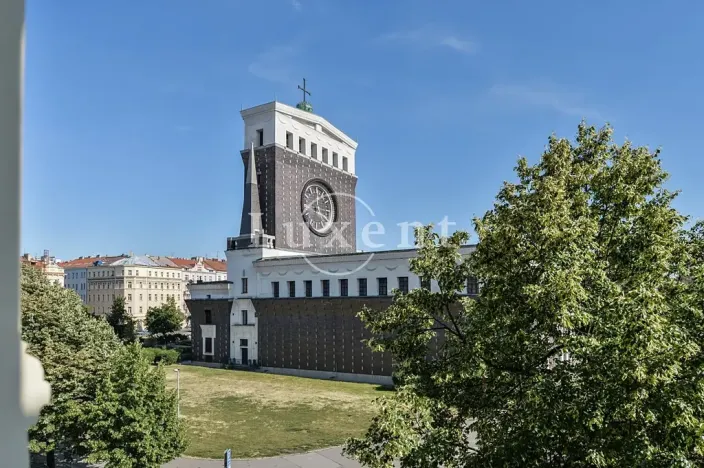 Pronájem bytu 3+kk, Praha - Vinohrady, náměstí Jiřího z Poděbrad, 137 m2
