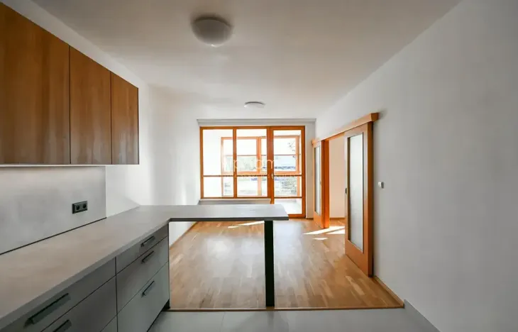 Pronájem bytu 4+kk, Praha - Liboc, U silnice, 200 m2
