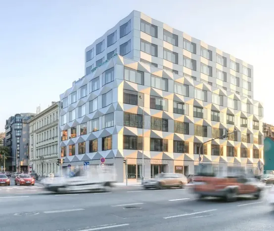 Pronájem kanceláře, Praha - Karlín, Pobřežní, 458 m2