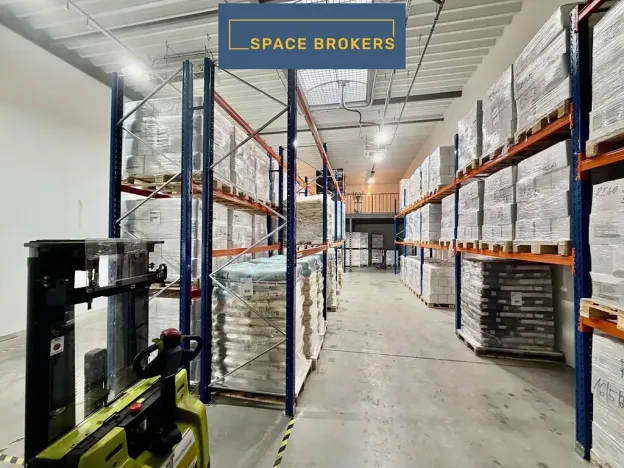 Pronájem skladu, Zápy, 410 m2
