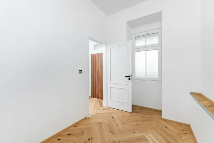 Prodej bytu 2+kk, Praha - Vinohrady, Bělehradská, 45 m2
