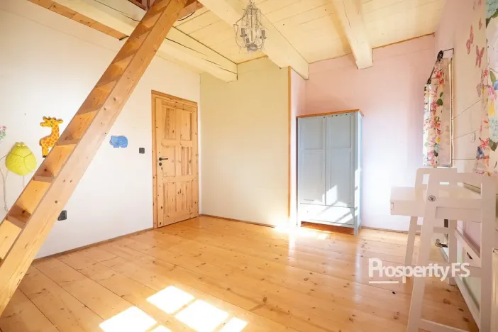 Prodej rodinného domu, Brniště - Hlemýždí, 200 m2