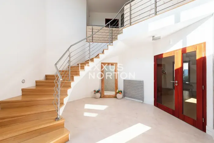 Prodej rodinného domu, Zvole, Hlavní, 378 m2