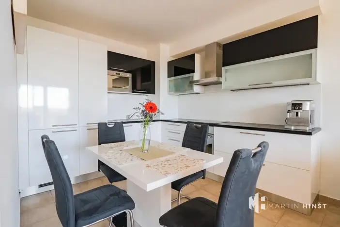 Pronájem bytu 3+kk, Praha - Čakovice, Bermanova, 72 m2