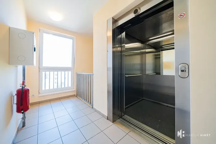 Pronájem bytu 3+kk, Praha - Čakovice, Bermanova, 72 m2