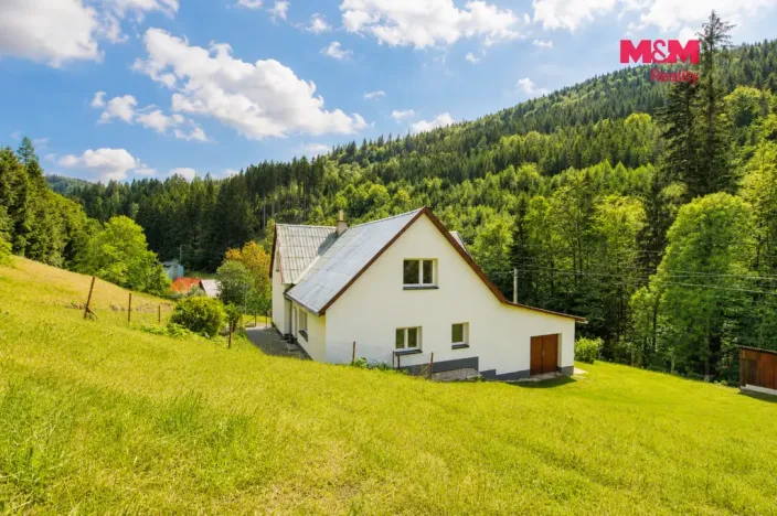 Prodej rodinného domu, Hutisko-Solanec - Solanec pod Soláněm, 180 m2