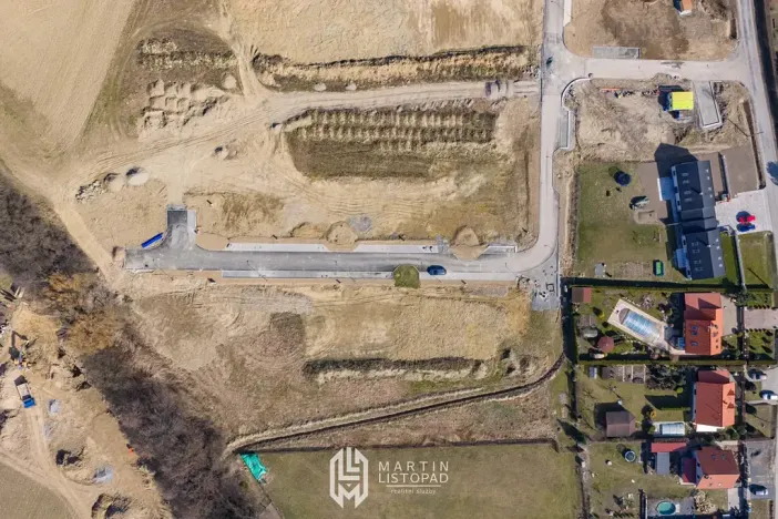Prodej pozemku pro bydlení, Komárov, 744 m2