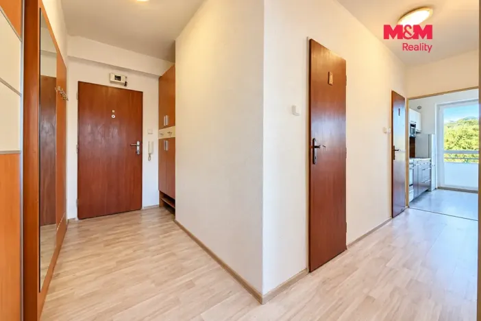 Pronájem bytu 2+1, Zlín - Mladcová, Mokrá II, 47 m2