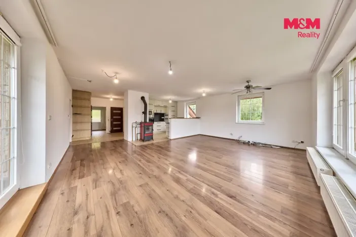 Prodej chalupy, Bernartice, 226 m2