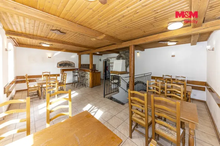 Pronájem restaurace, Zbraslavice, 120 m2