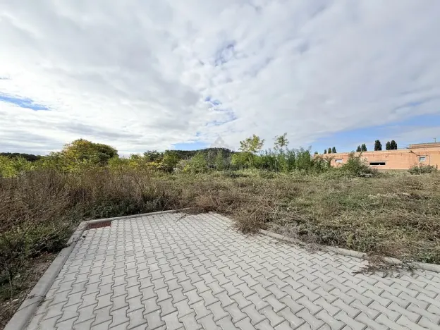 Prodej pozemku, Mikulov, Slovácké brigády, 721 m2